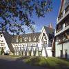 The Coppid Beech Hotel