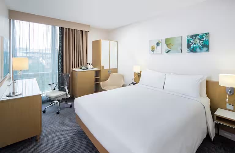 hilton_garden_inn_bristol_city_centre