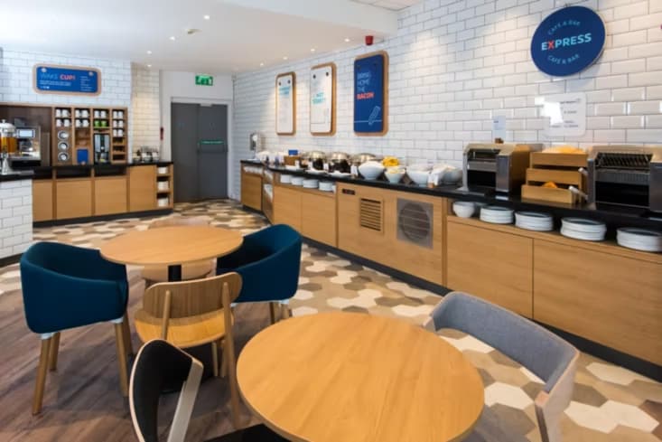 holiday_inn_express_bristol_city_centre