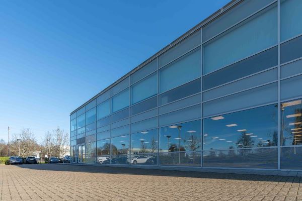 village_watford_elstree