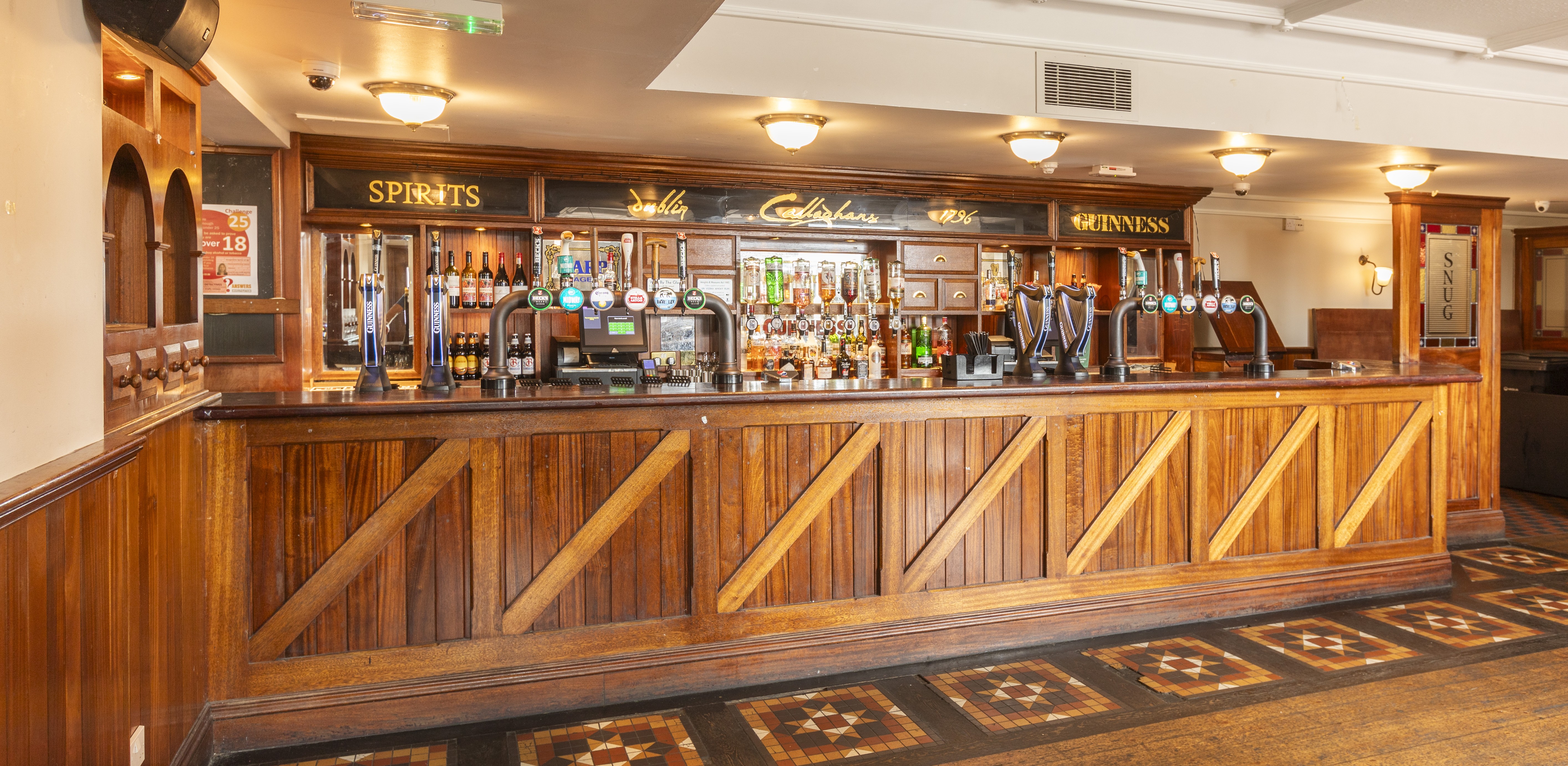 holiday_inn_cardiff_city_centre