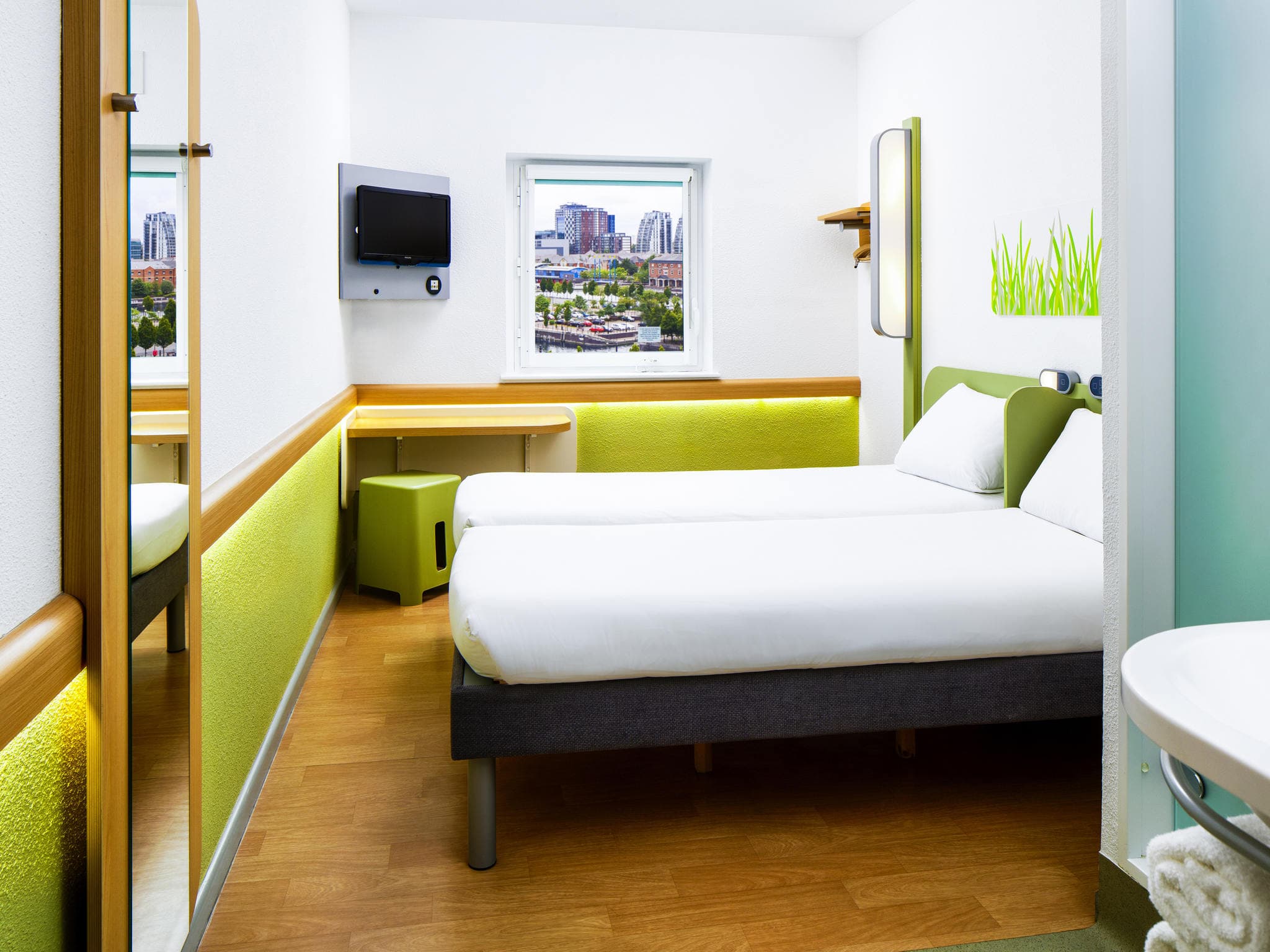 ibis_budget_manchester_salford_quays
