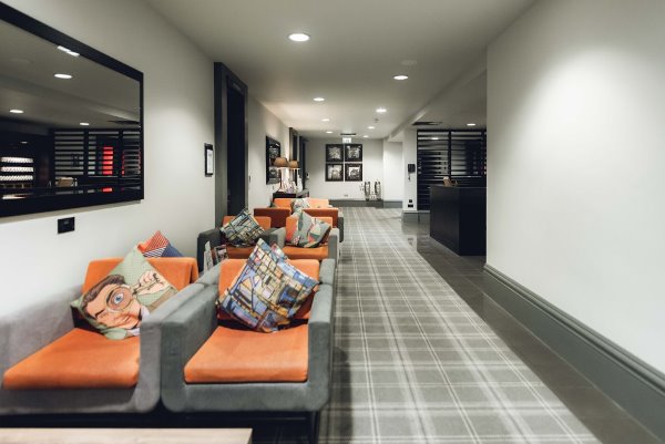 village_manchester_ashton